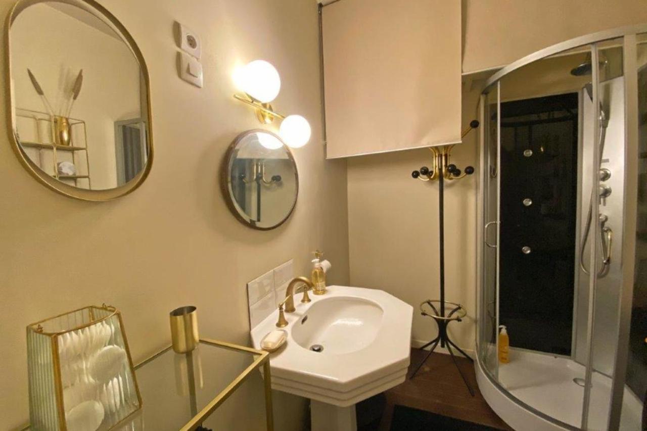 Les Fresques De Leon Apartment Tournus Exterior photo